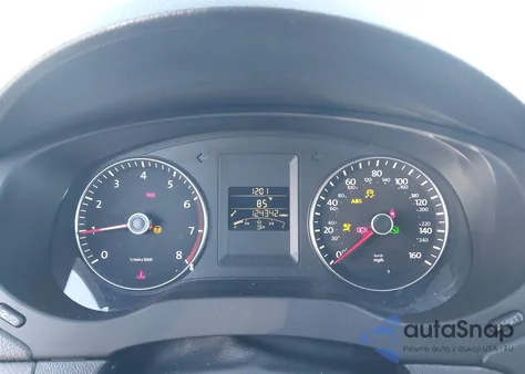 2014 Volkswagen Jetta 1.8T Se z USA, uszkodzony, nr VIN 3VWD17AJ9EM270912